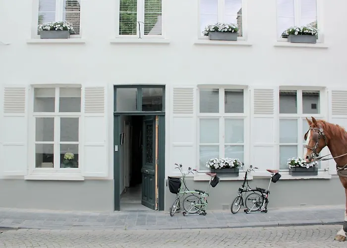 B&B Alphabet - Luxury Guesthouse And Art Gallery